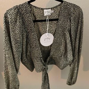 Long Sleeve Cheetah Front Tie Shirt